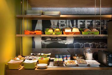 Ibis Budget Ambassador Dongdaemun 2*